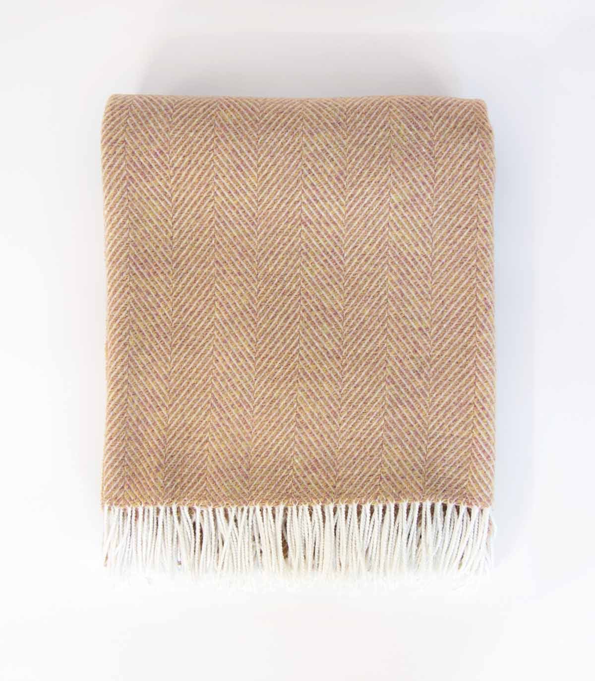Backsattit Herringbone Camel Throw Blanket