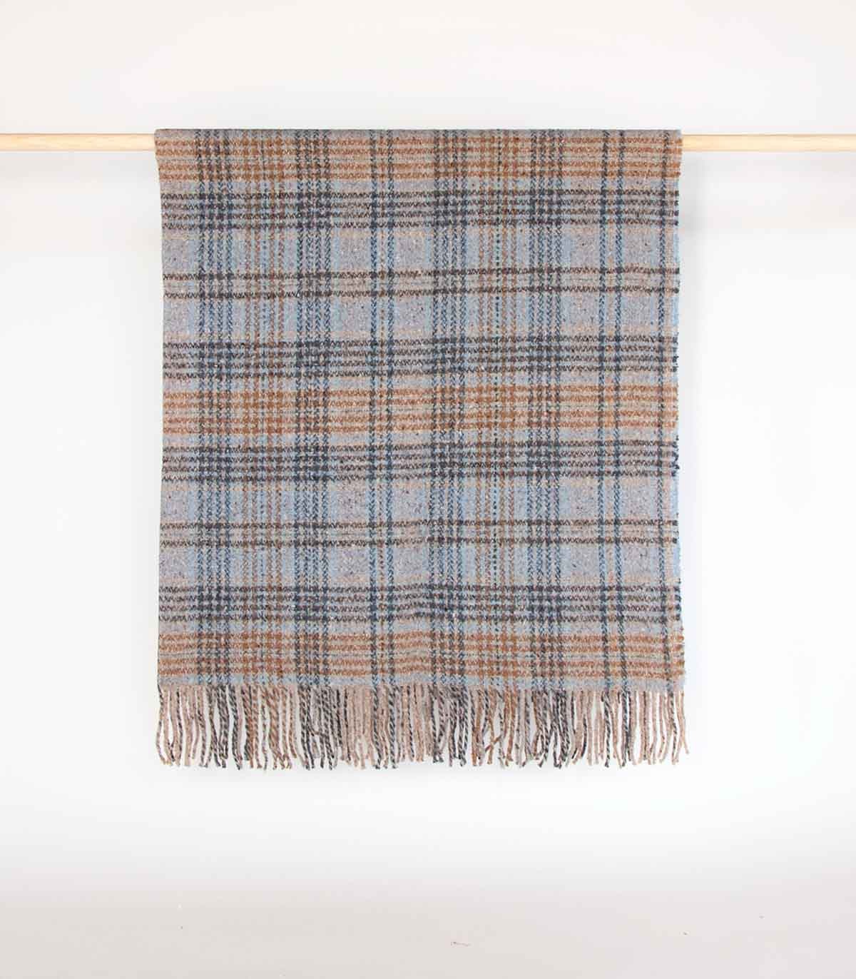 Backsattit Marbled Blue Tartan Throw Blanket